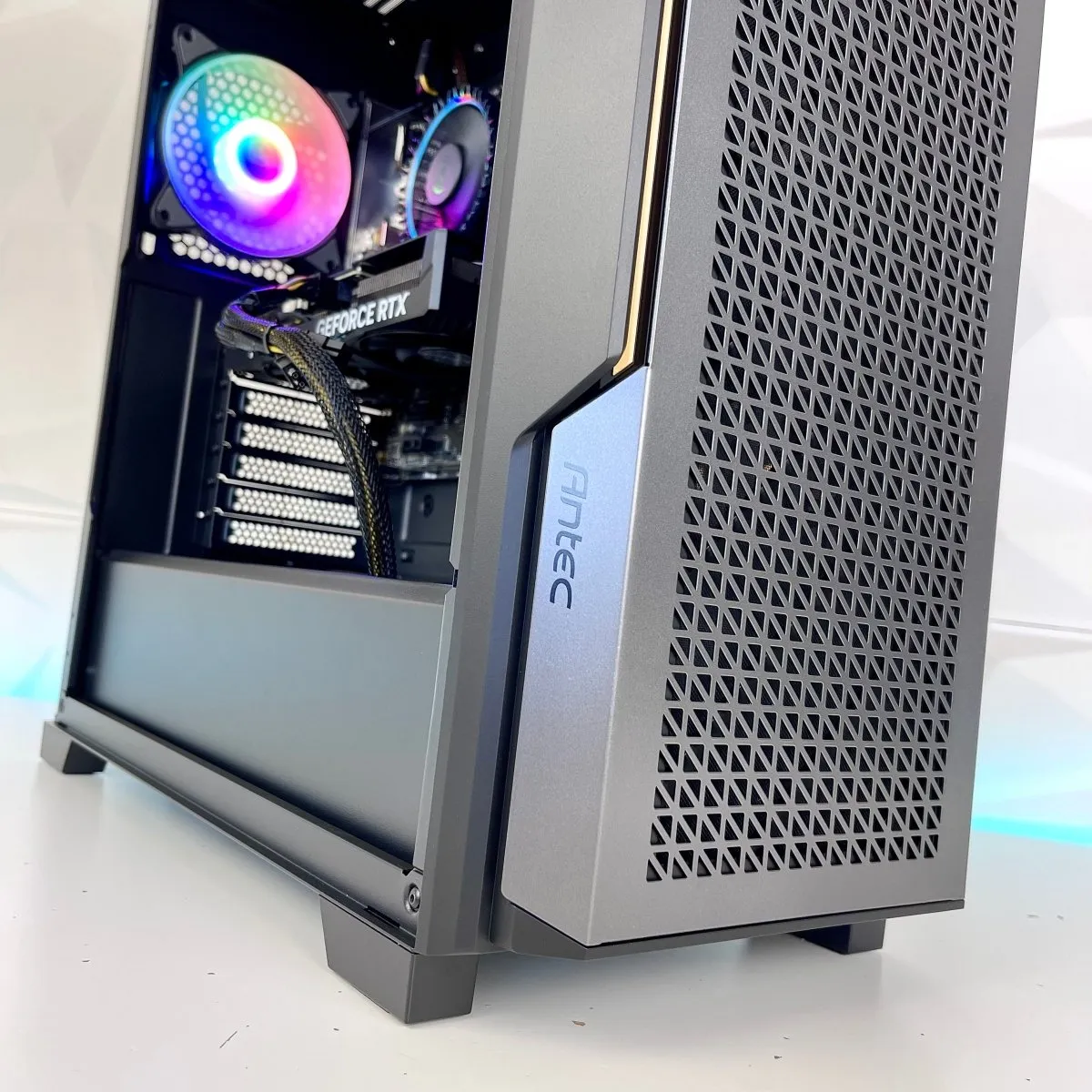 IGaming Ryzen 5 7600 | RTX 4060-4070 Ti super | 32GB DDR5 | P20 Blaze